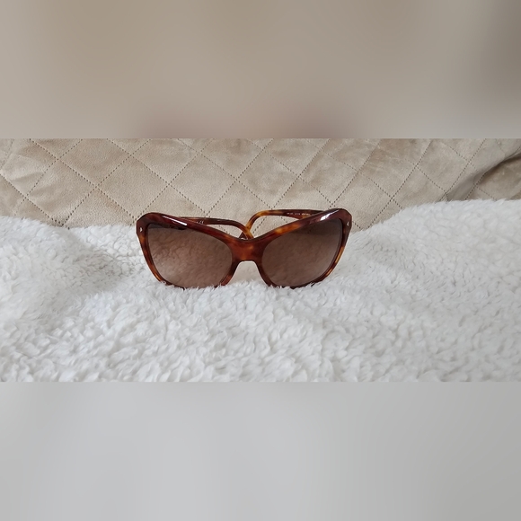 Prada sunglasses - Picture 5 of 5